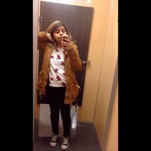 Meet your Posher, Mikele